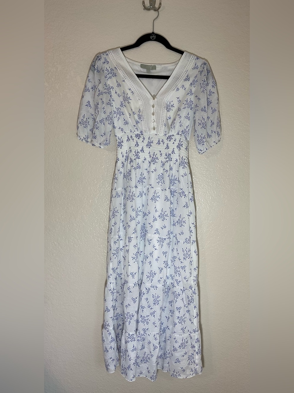J. CEE White Blue Floral Midi Dress Smocked Waist V-Neck Cottagecore Size P S